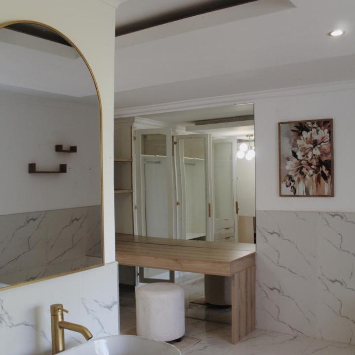 Photo of Bathroom in Elias Motsoaledi