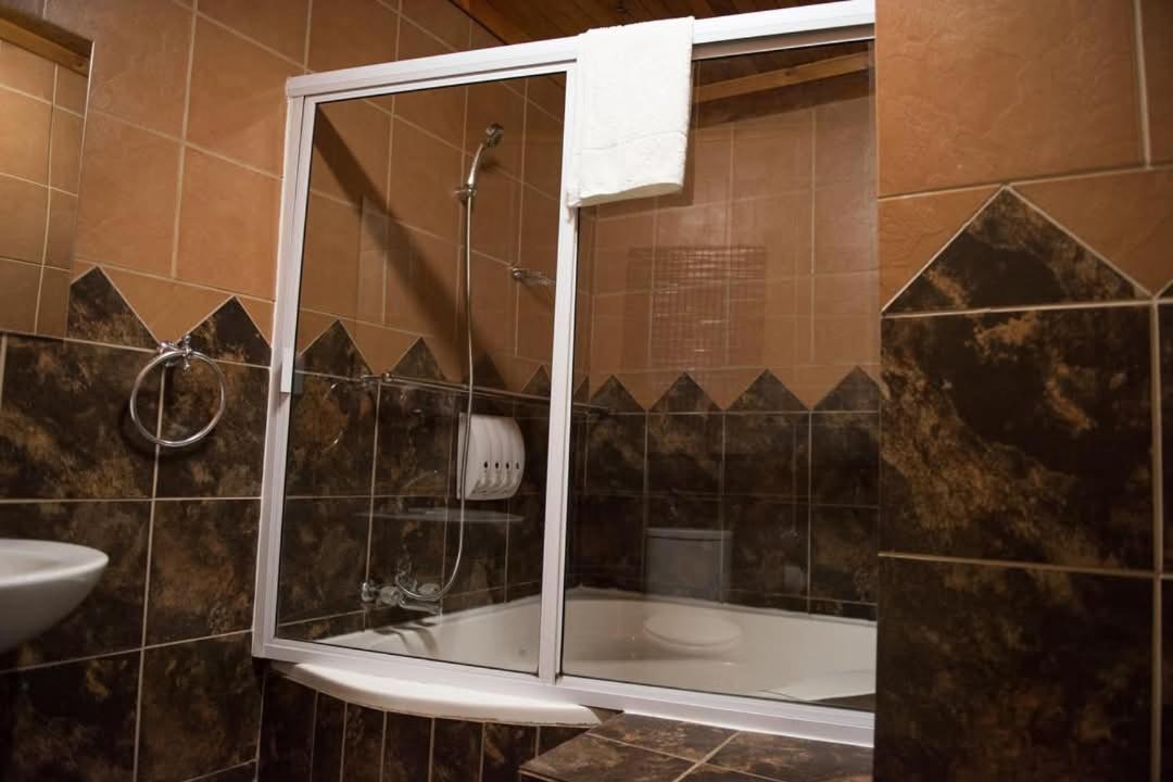 Photo of Bathroom in Greater Johannesburg Metropolitan Area