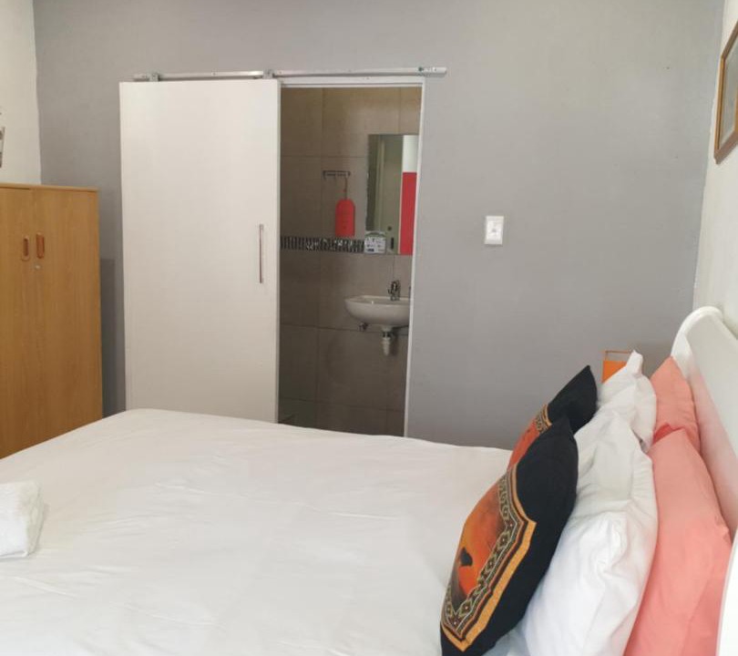 Photo of Bedroom in Parow North