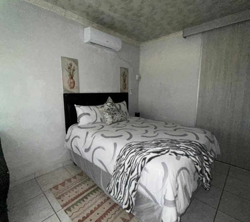 Photo of Bedroom in Moses Kotane