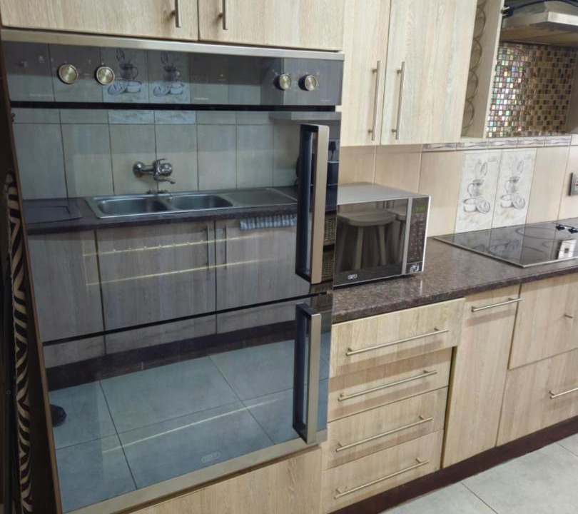 Photo of Kitchen in Emalahleni