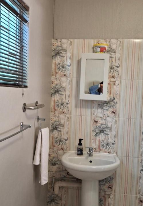Photo of Bathroom in Montana Park