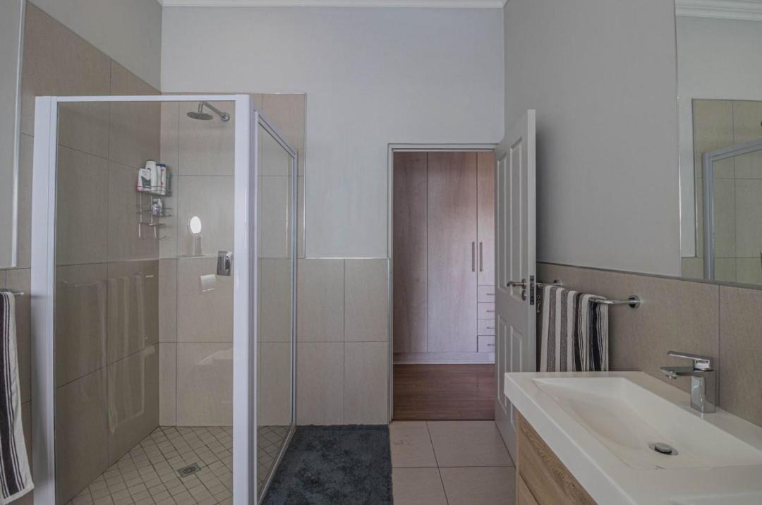 Photo of Bathroom in Lone Hill