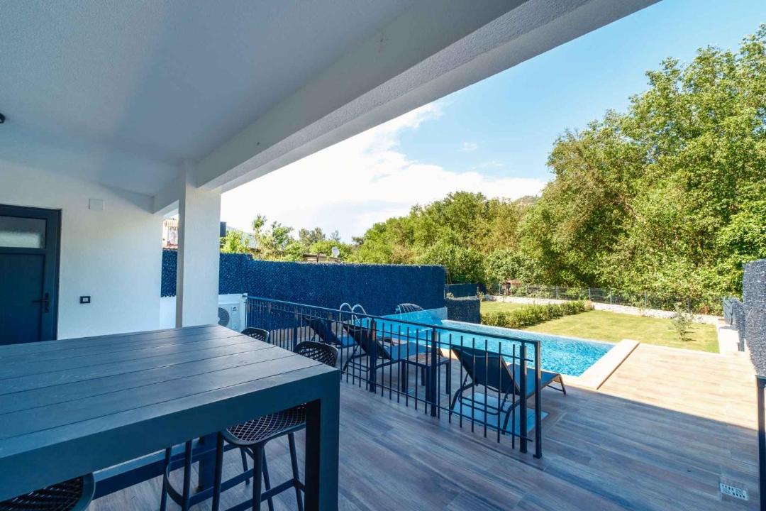 Photo of Patio Balcony in Tasbuku