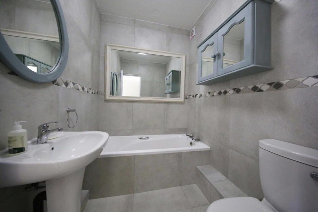 Photo of Bathroom in Umdloti
