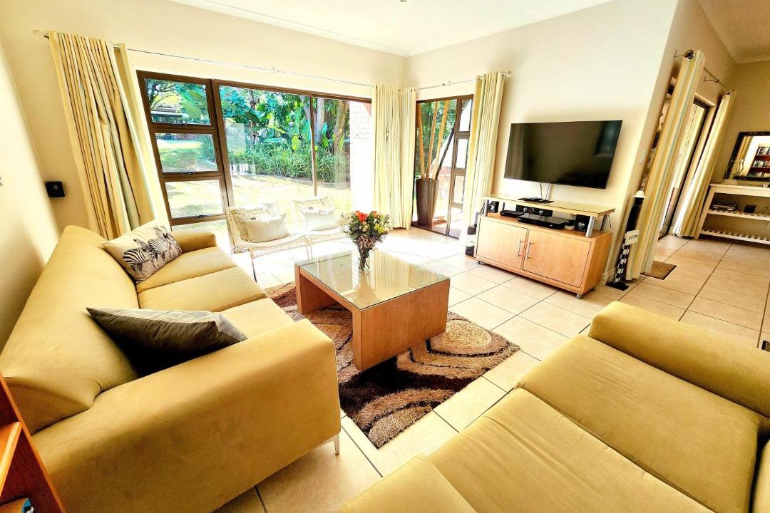 Photo of Livingroom in Pennington