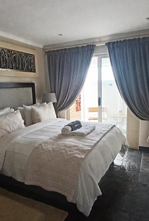 Photo of Bedroom in Wilderness Beach