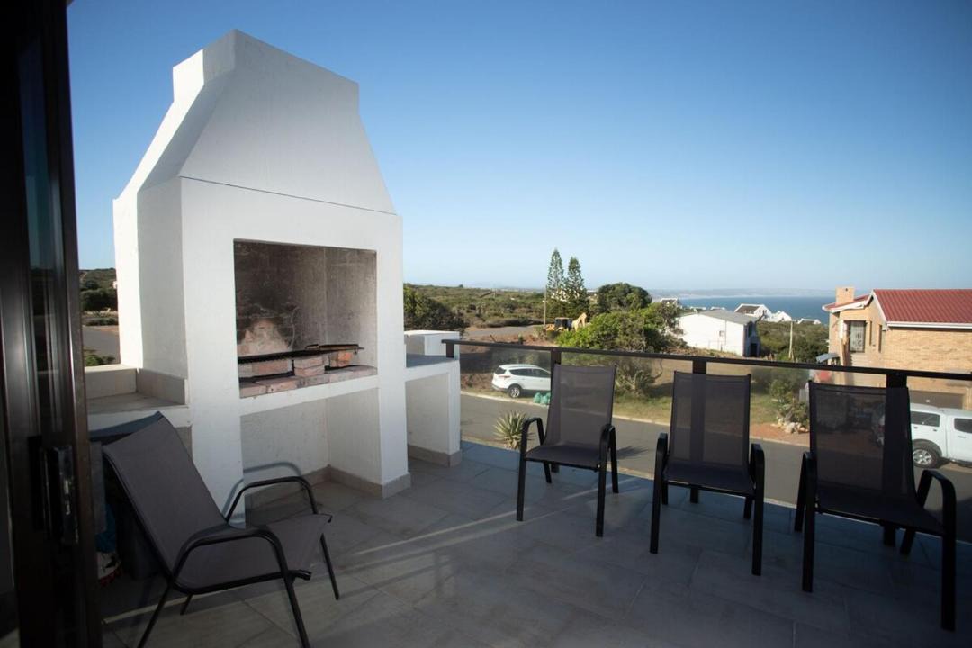 Photo of Patio Balcony in Boggoms Bay