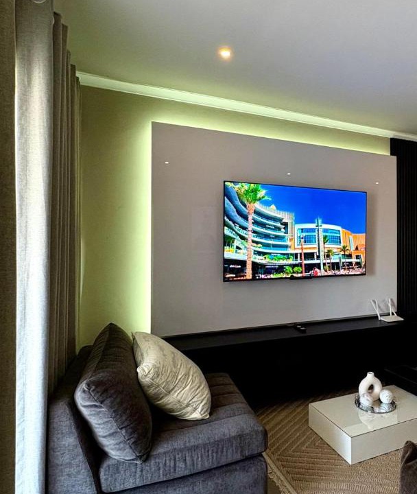 Photo of Livingroom in Greater Johannesburg Metropolitan Area