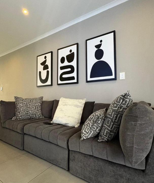 Photo of Livingroom in Greater Johannesburg Metropolitan Area