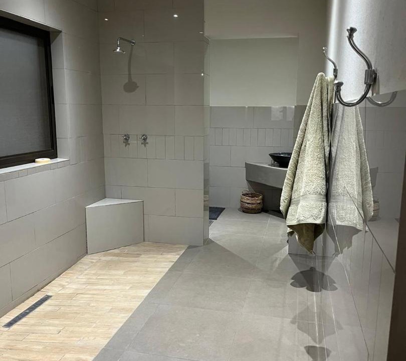 Photo of Bathroom in Hectorspruit