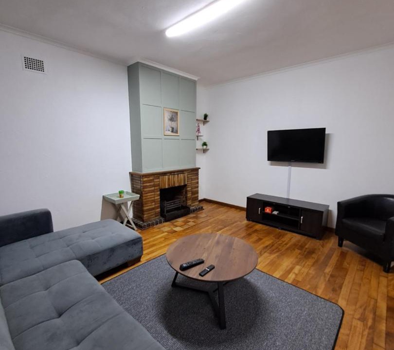 Photo of Livingroom in Lansdowne