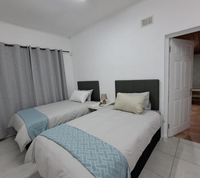 Photo of Bedroom in Lansdowne