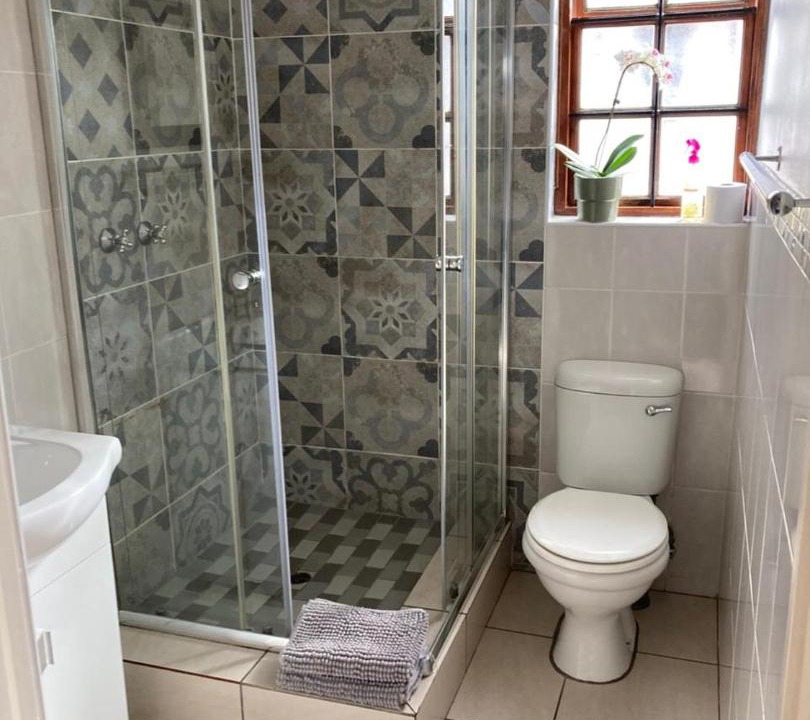 Photo of Bathroom in Montana Park