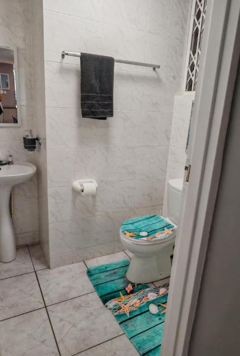 Photo of Bathroom in Manaba Beach
