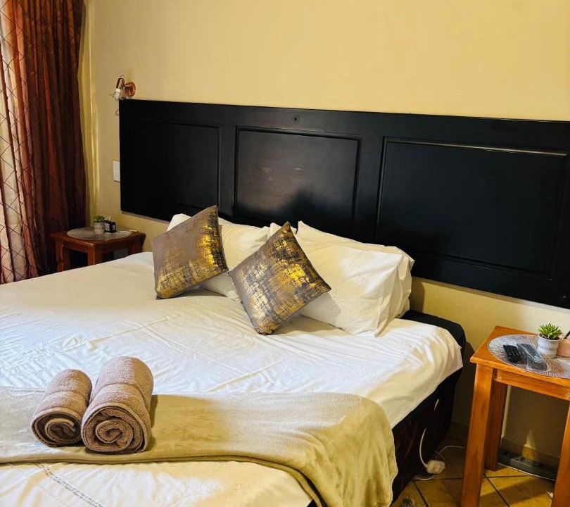 Photo of Bedroom in Emalahleni