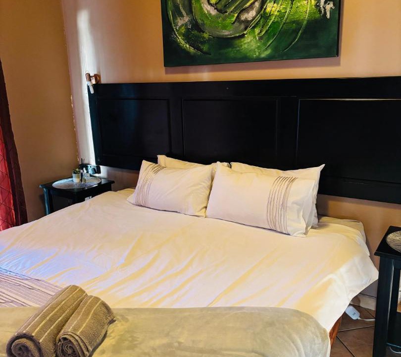 Photo of Bedroom in Emalahleni