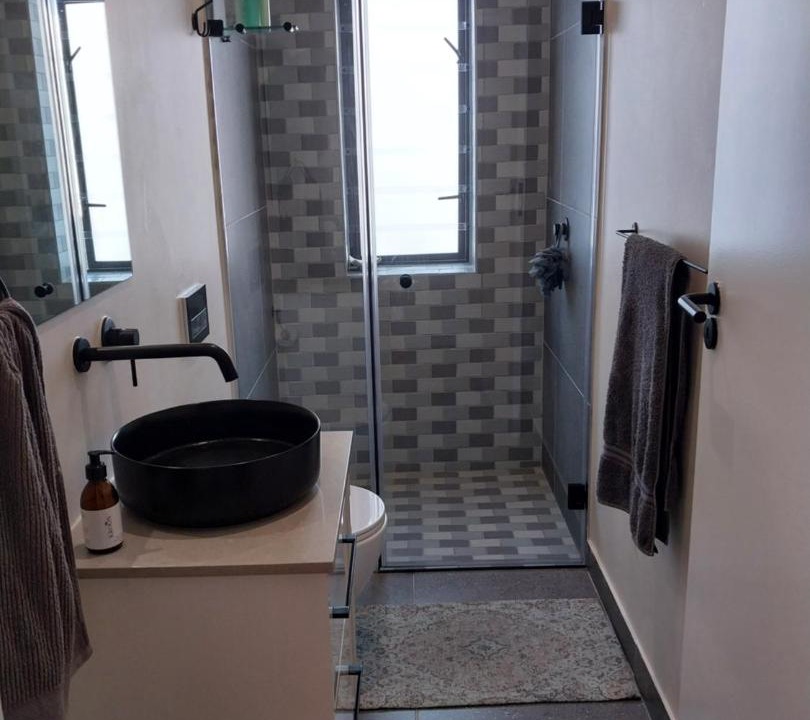 Photo of Bathroom in Yzerfontein