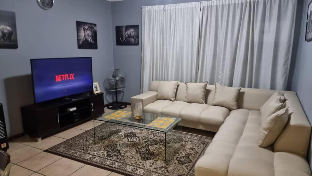 Photo of Livingroom in Weltevredenpark