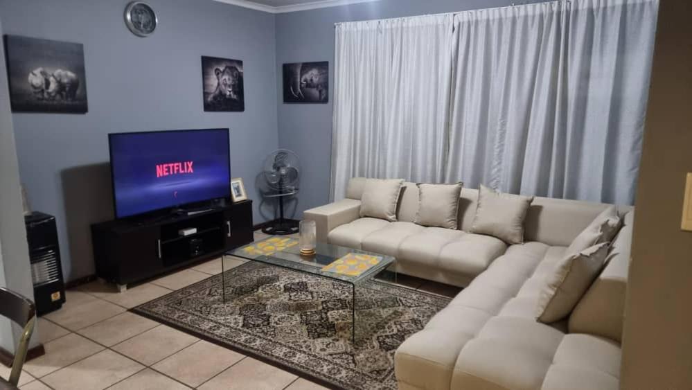 Photo of Livingroom in Weltevredenpark