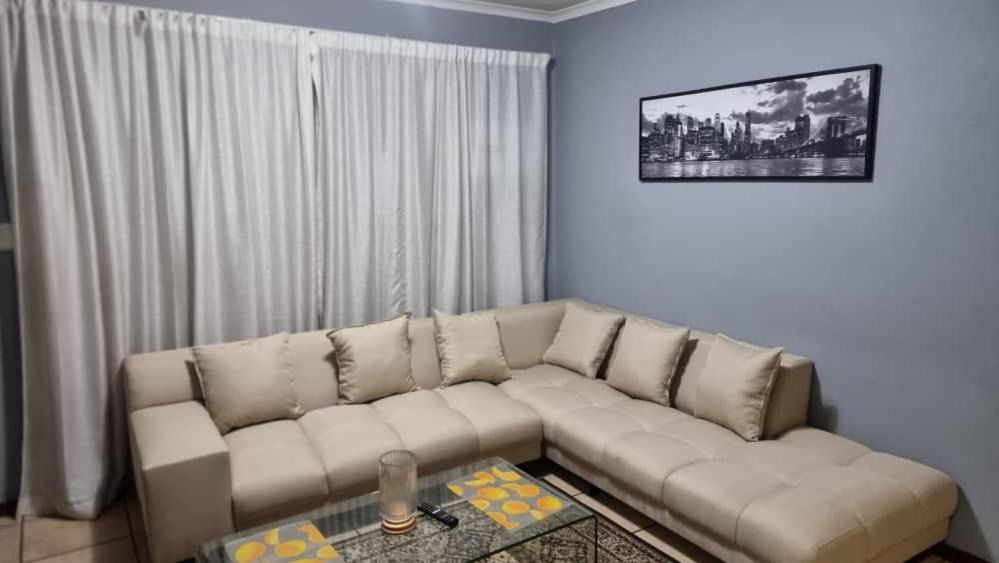 Photo of Livingroom in Weltevredenpark