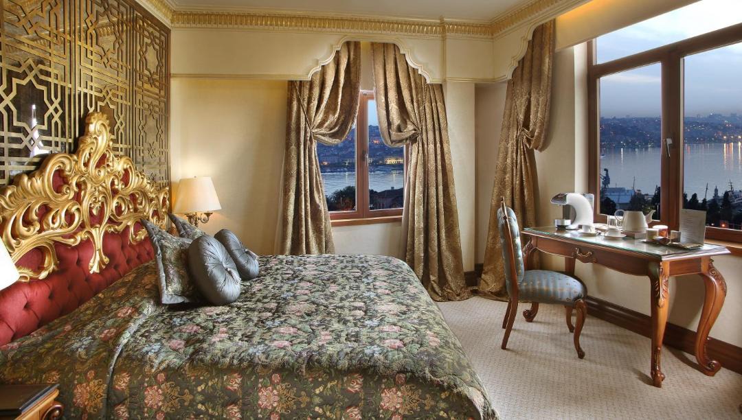 Photo of Bedroom in Pera
