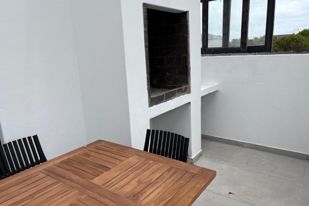 Photo of Patio Balcony in Shelley Point