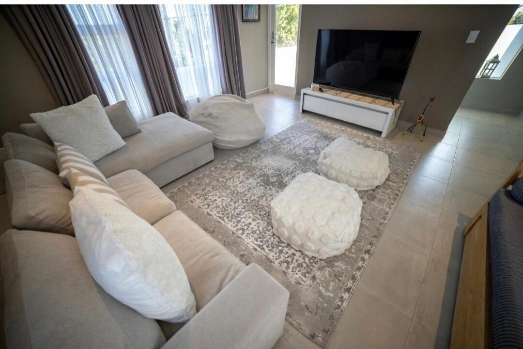 Photo of Livingroom in Onrus