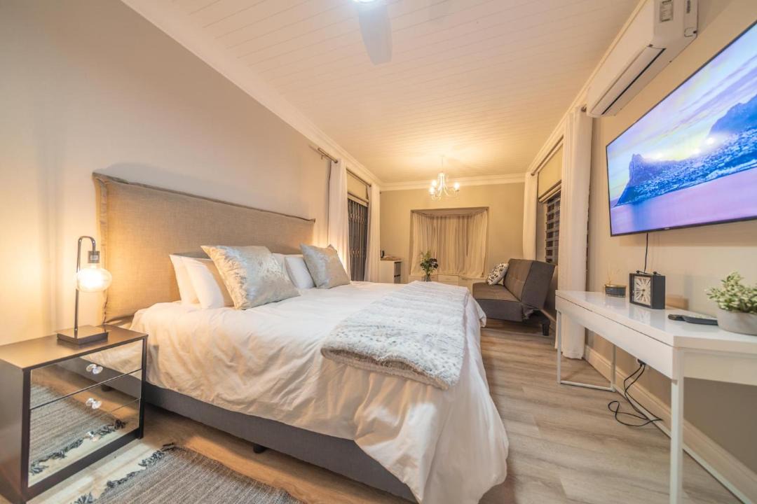 Photo of Bedroom in Simondium