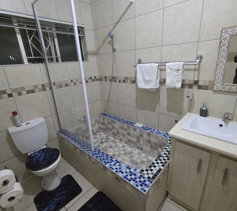 Photo of Bathroom in Kareeberg