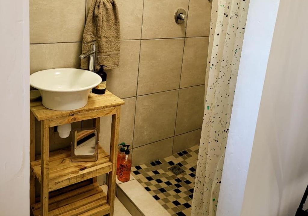 Photo of Bathroom in George