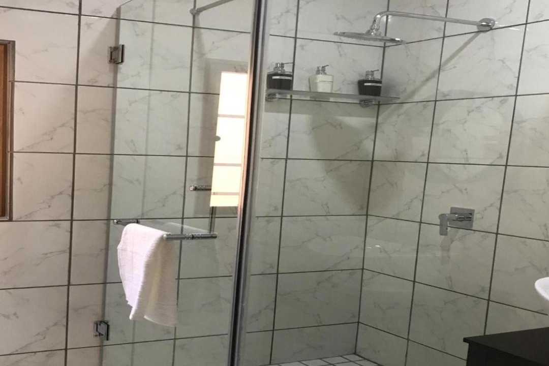 Photo of Bathroom in Akasia