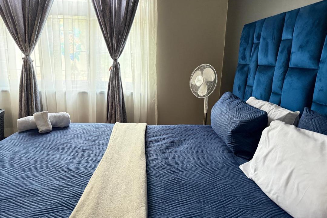 Photo of Bedroom in Emalahleni