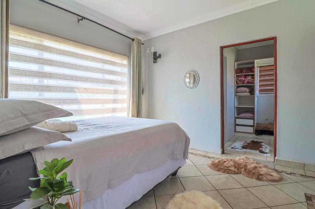 Photo of Bedroom in Henley on Klip