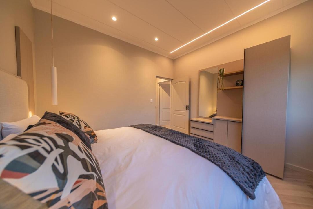Photo of Bedroom in Simondium