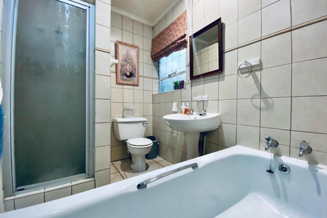 Photo of Bathroom in Kareeberg