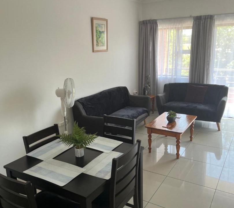 Photo of Livingroom in Ekurhuleni