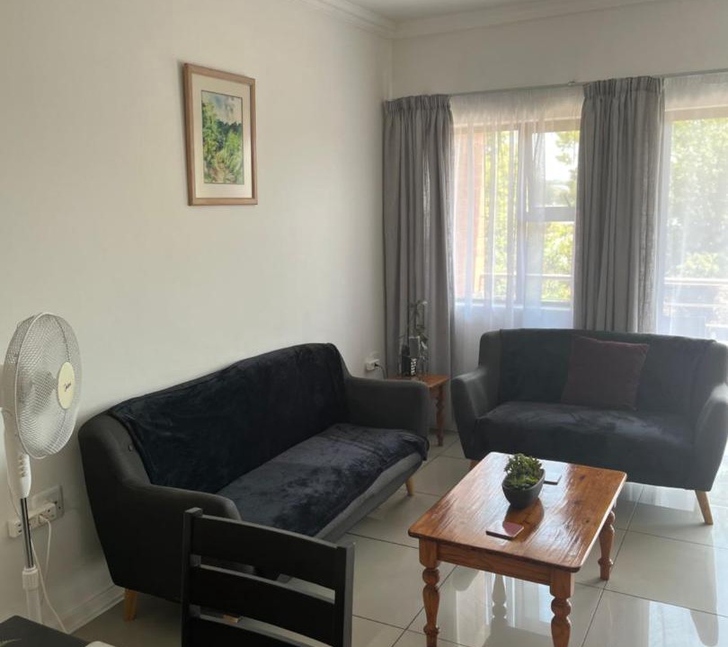 Photo of Livingroom in Ekurhuleni