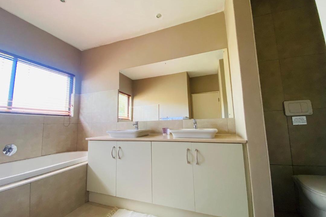 Photo of Bathroom in Balgowan