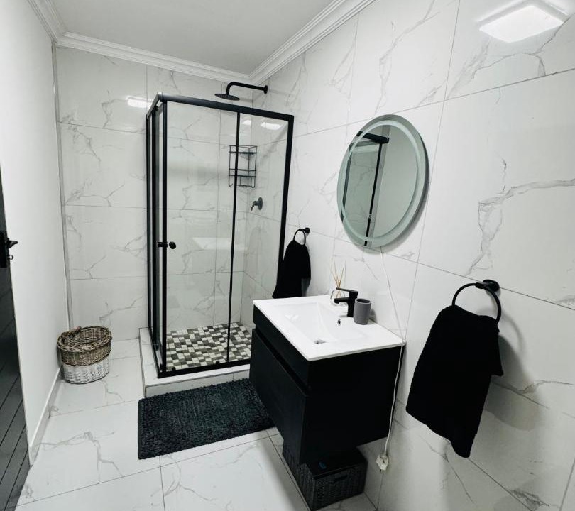 Photo of Bathroom in Woodmead