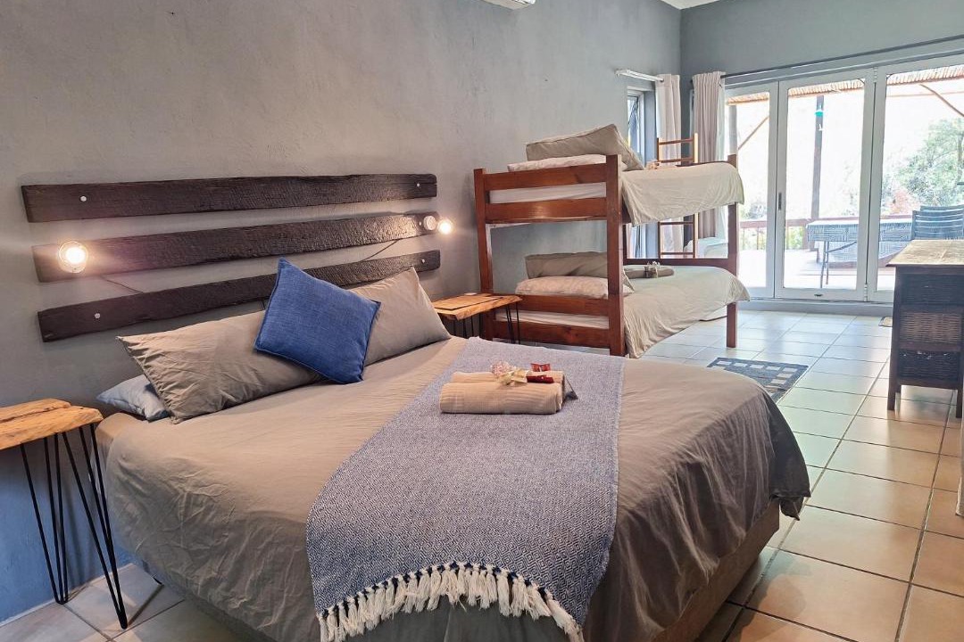 Photo of Bedroom in Oudtshoorn
