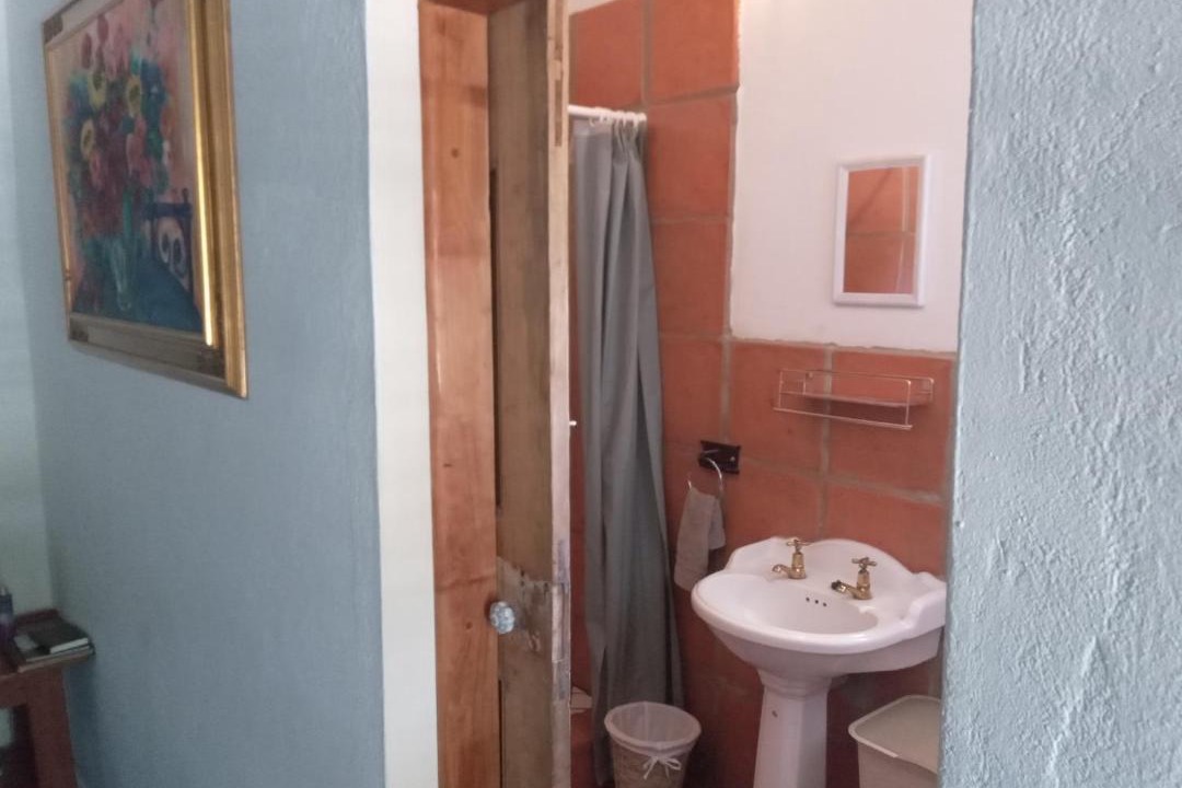 Photo of Bathroom in Willowmore