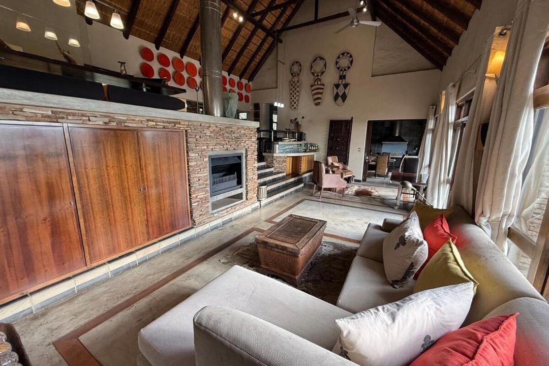 Photo of Livingroom in Faerie Glen