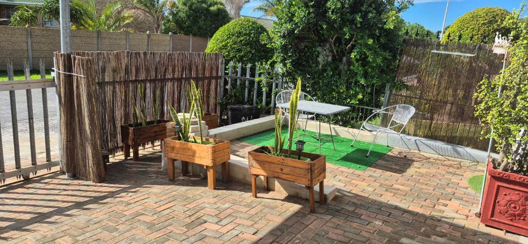 Photo of Patio Balcony in Jeffreys Bay