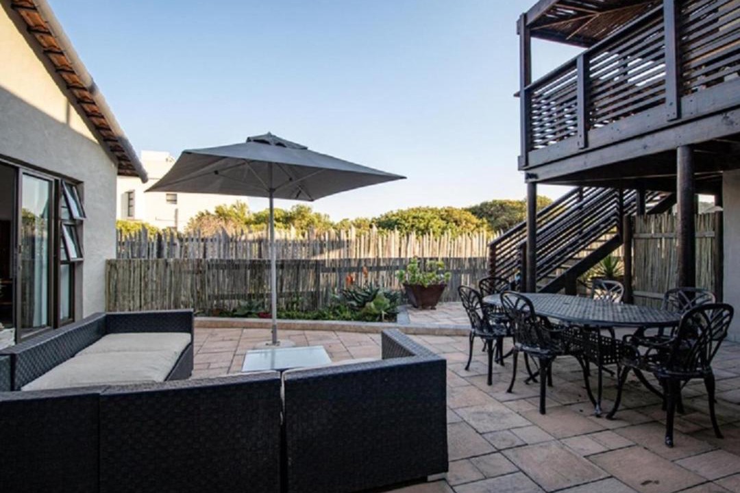 Photo of Patio Balcony in Myoli Beach