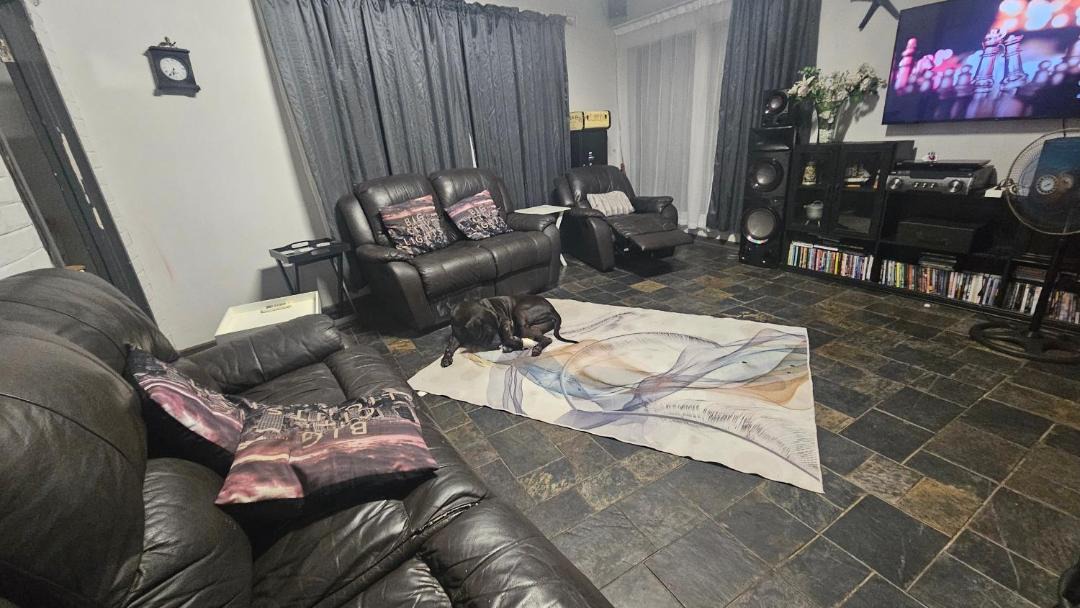 Photo of Livingroom in Kingsborough