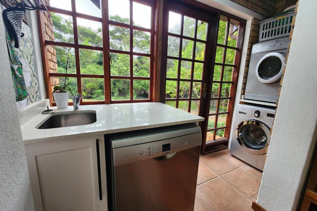 Photo of Kitchen in White River