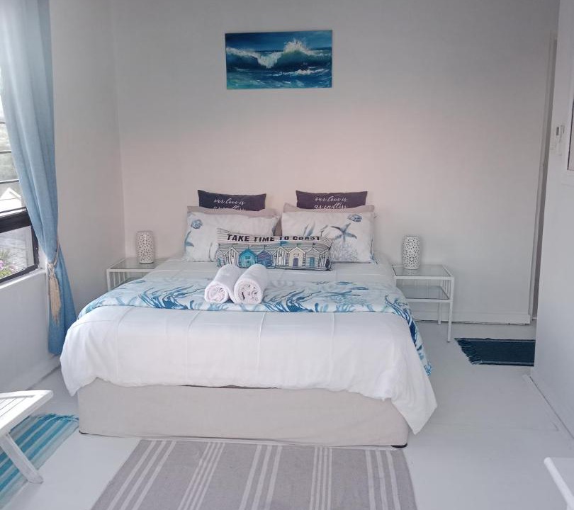Photo of Bedroom in Amanzimtoti