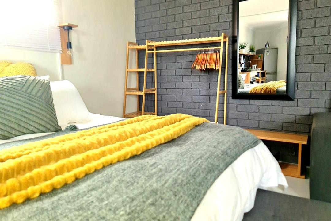 Photo of Bedroom in Myoli Beach
