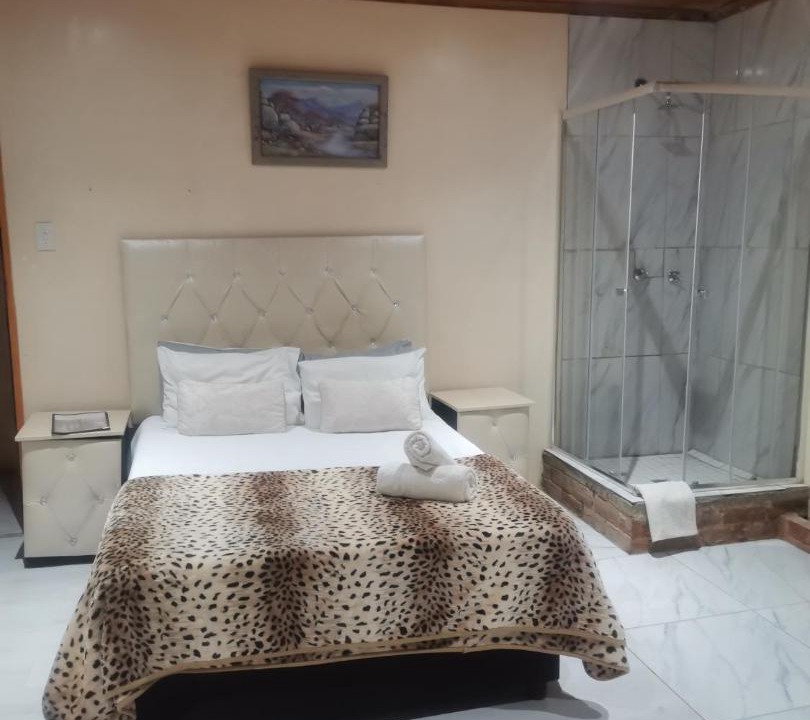Photo of Bedroom in Storms River